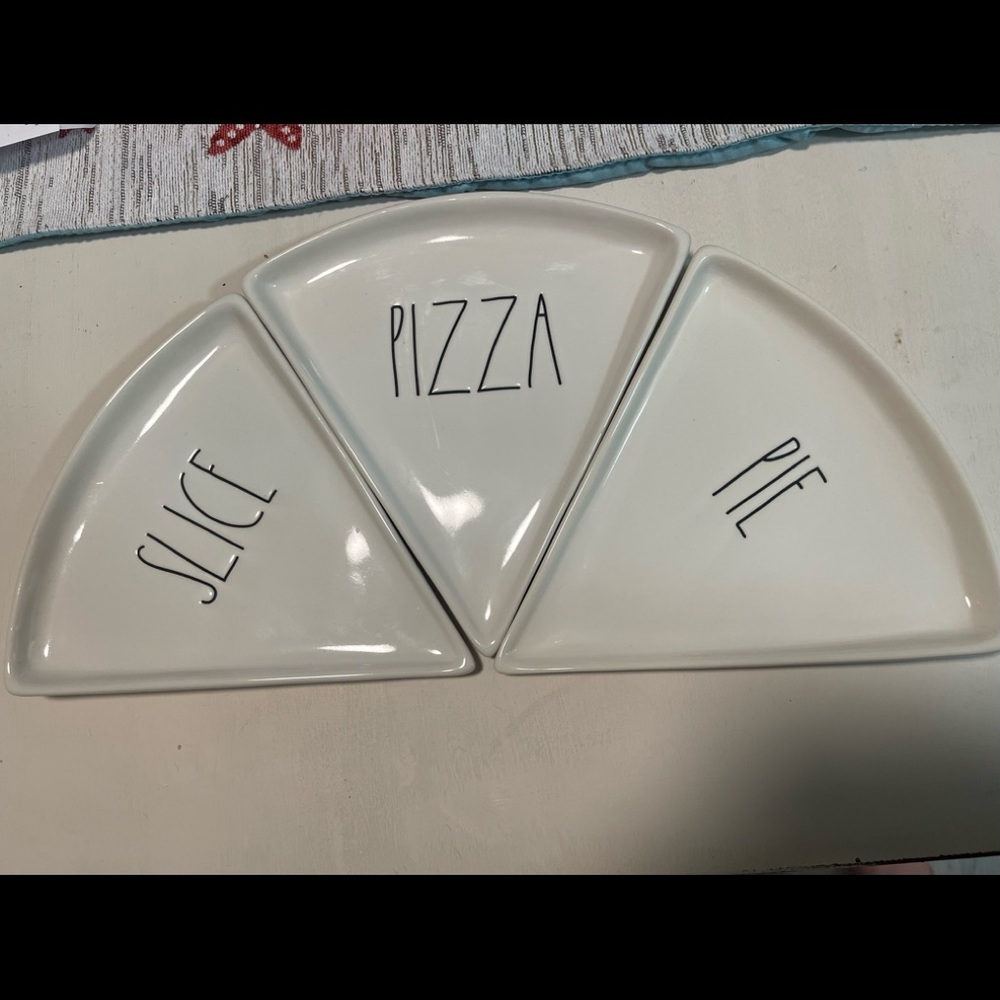 RAE DUNN Pizza Plates set of 3